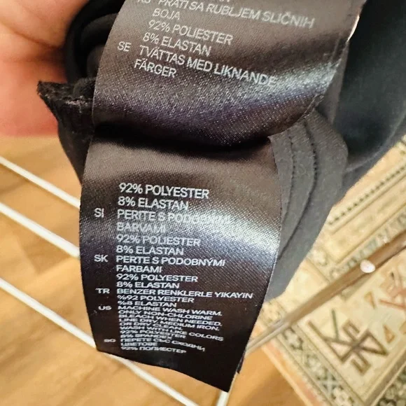 H&M Black Bodycon Cocktail Dress w Front & Side Cutouts & Spaghetti Straps Sz M - Picture 8 of 8